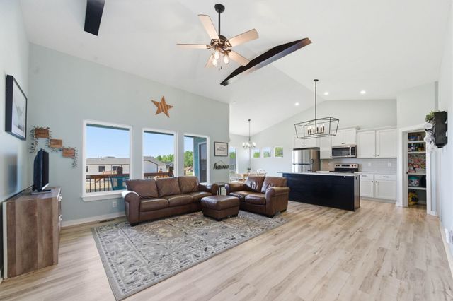 2501 E Thunder, Wichita, KS 67219