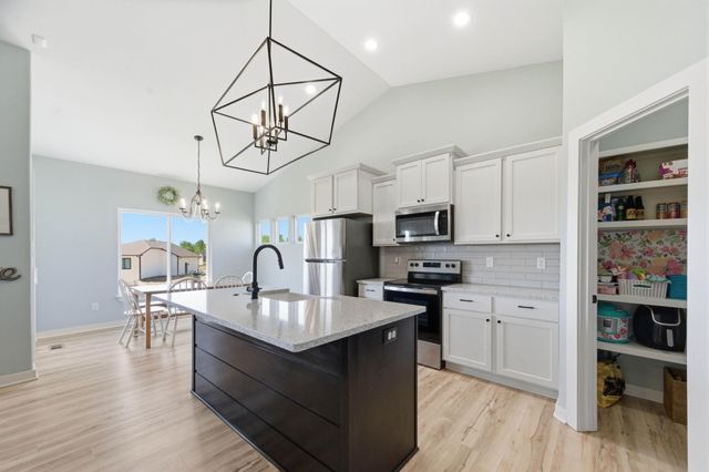 2501 E Thunder, Wichita, KS 67219