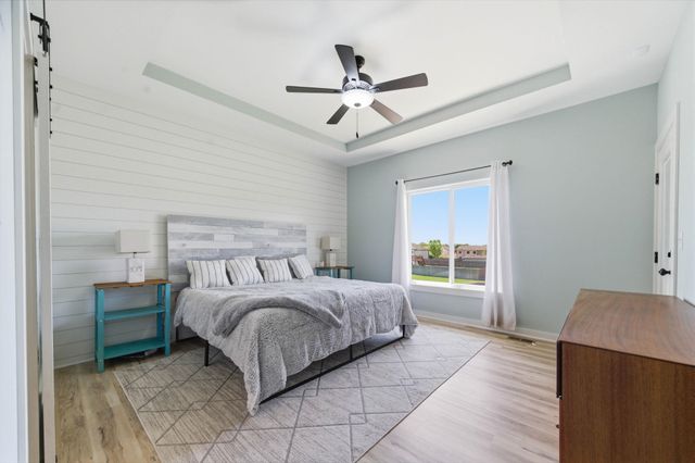 2501 E Thunder, Wichita, KS 67219