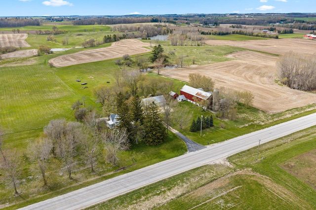 1202 County Road S, Manitowoc, WI 54220