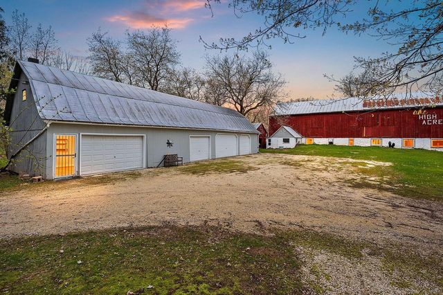 1202 County Road S, Manitowoc, WI 54220