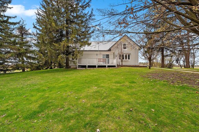 1202 County Road S, Manitowoc, WI 54220