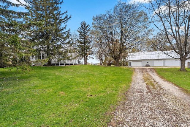 1202 County Road S, Manitowoc, WI 54220