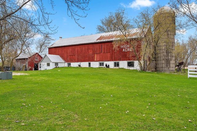 1202 County Road S, Manitowoc, WI 54220