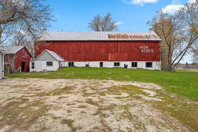 1202 County Road S, Manitowoc, WI 54220