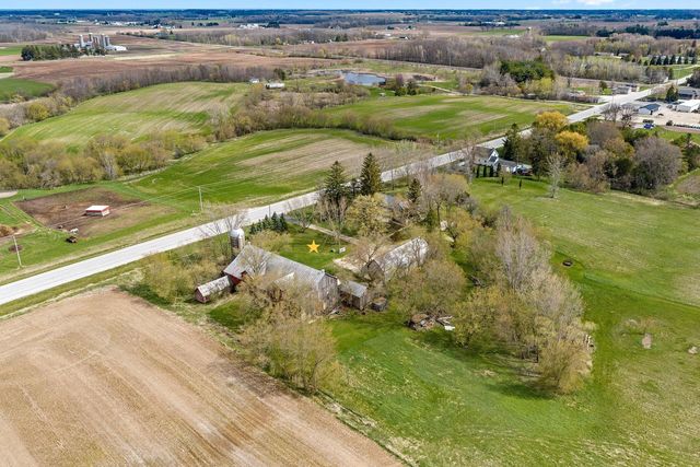 1202 County Road S, Manitowoc, WI 54220