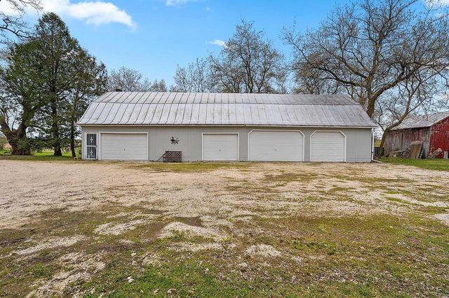 1202 County Road S, Manitowoc, WI 54220