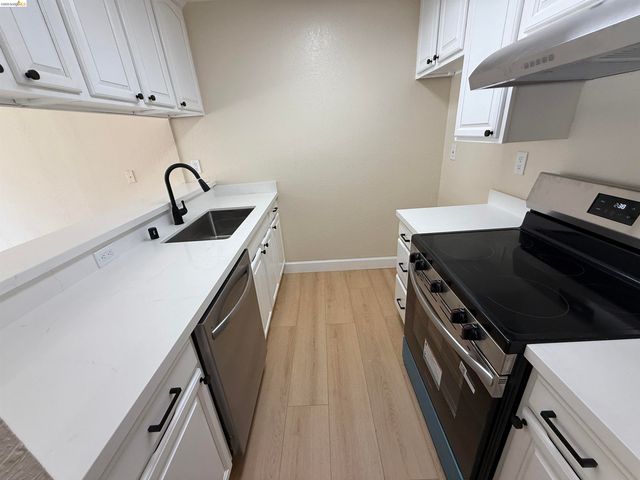 260 Industrial Pkwy 38, Hayward, CA 94544