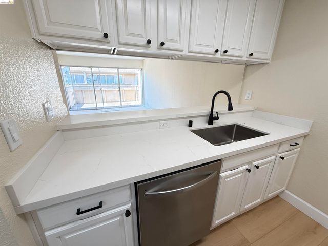 260 Industrial Pkwy 38, Hayward, CA 94544