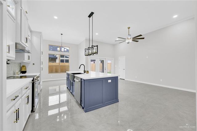 8023 N 48th Lane, Mcallen, TX 78504