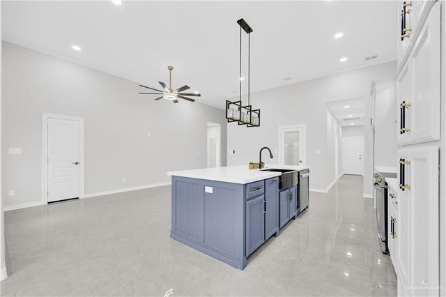 8023 N 48th Lane, Mcallen, TX 78504