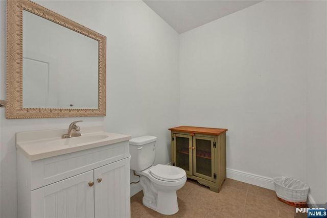 921 Broadway, Norwood, NJ 07648