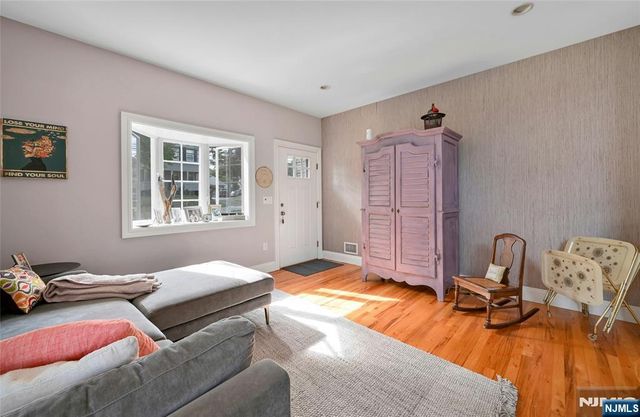 921 Broadway, Norwood, NJ 07648