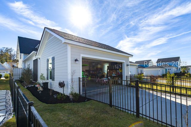 19 Anchor Bnd, Bluffton, SC 29910