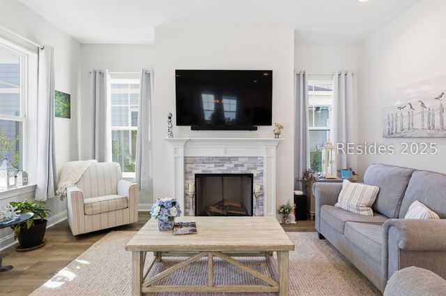 19 Anchor Bnd, Bluffton, SC 29910