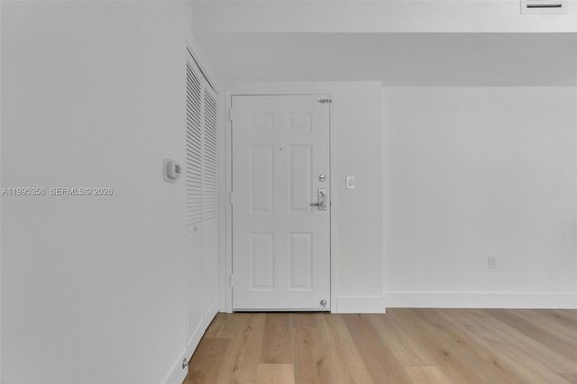 1155 Brickell Bay Dr 2308, Miami, FL 33131