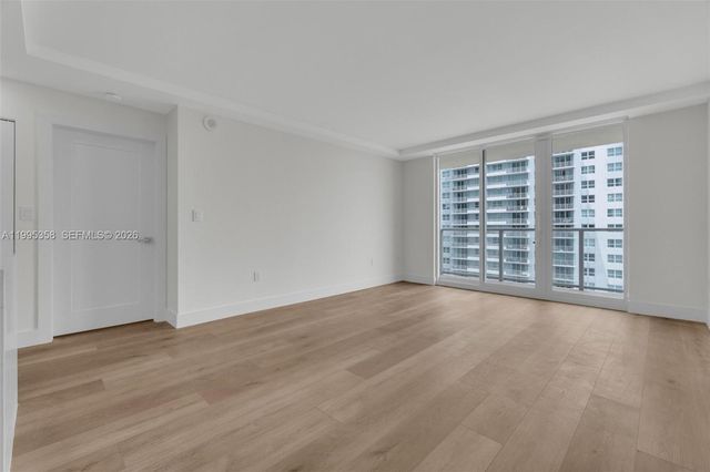 1155 Brickell Bay Dr 2308, Miami, FL 33131
