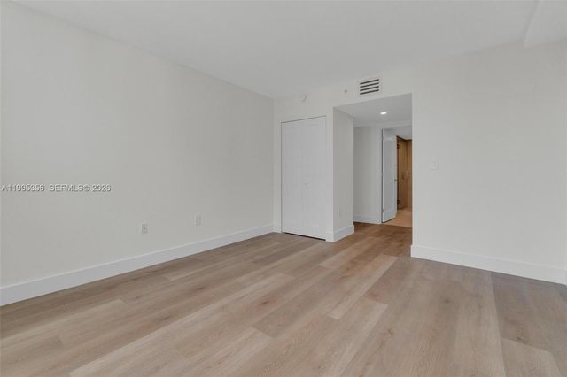 1155 Brickell Bay Dr 2308, Miami, FL 33131