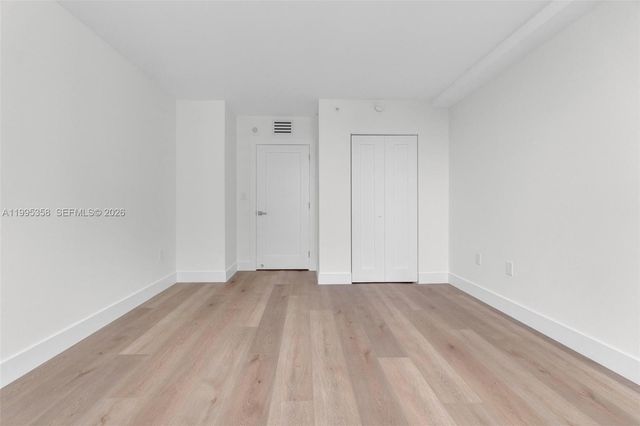 1155 Brickell Bay Dr 2308, Miami, FL 33131