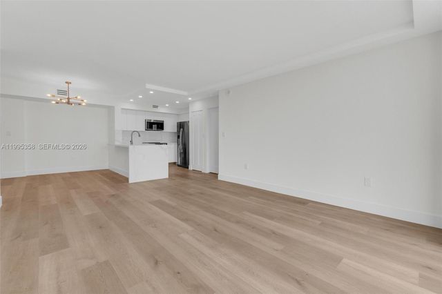 1155 Brickell Bay Dr 2308, Miami, FL 33131