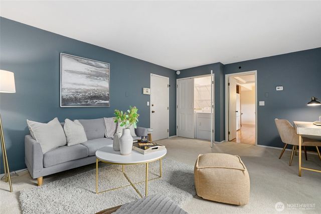 707 Harvest Road, Bothell, WA 98012