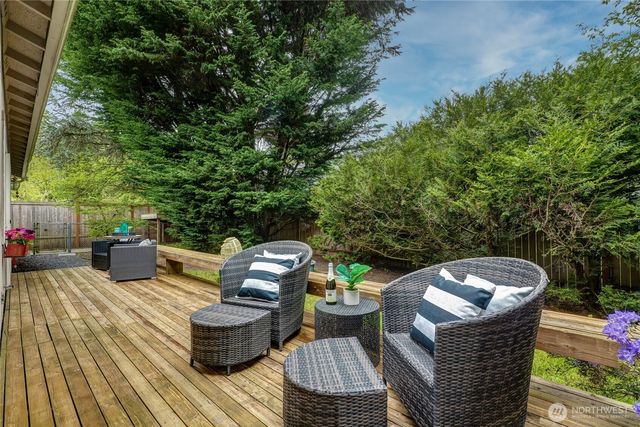 707 Harvest Road, Bothell, WA 98012