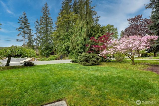707 Harvest Road, Bothell, WA 98012