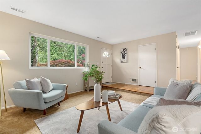 707 Harvest Road, Bothell, WA 98012