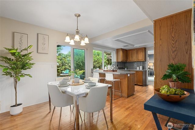 707 Harvest Road, Bothell, WA 98012