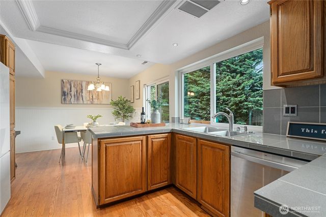 707 Harvest Road, Bothell, WA 98012