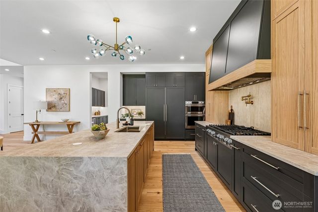 11419 109th Avenue NE, Kirkland, WA 98033