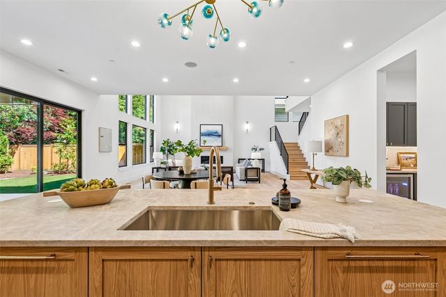 11419 109th Avenue NE, Kirkland, WA 98033