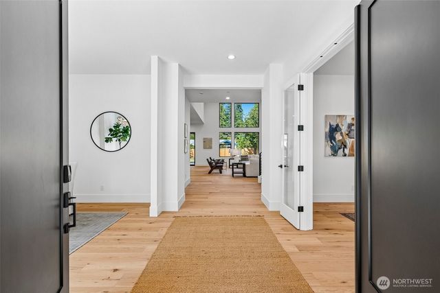 11419 109th Avenue NE, Kirkland, WA 98033
