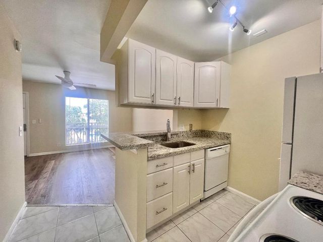 1500 N Congress Avenue A206, West Palm Beach, FL 33401