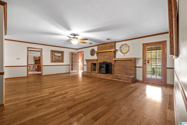 911 SIBERT CIRCLE, Glencoe, AL 35905