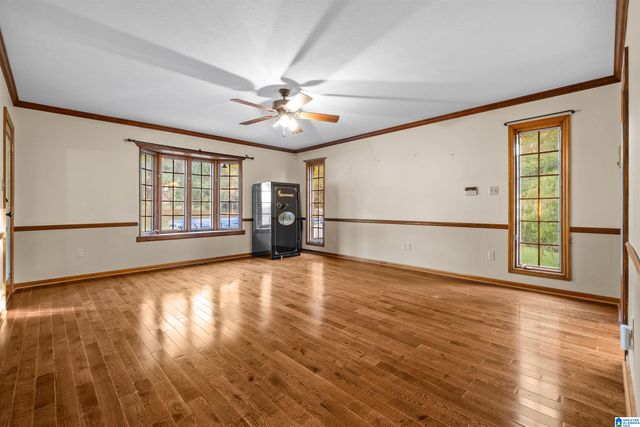 911 SIBERT CIRCLE, Glencoe, AL 35905