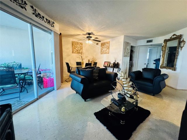 2638 SE 21st Ct 205-C, Homestead, FL 33035