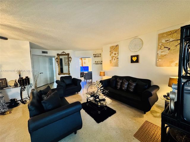 2638 SE 21st Ct 205-C, Homestead, FL 33035