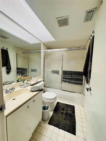 2638 SE 21st Ct 205-C, Homestead, FL 33035