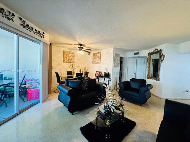 2638 SE 21st Ct 205-C, Homestead, FL 33035