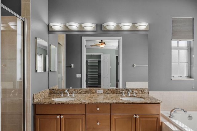 2419 VICTORIA GARDENS LANE, Tampa, FL 33609