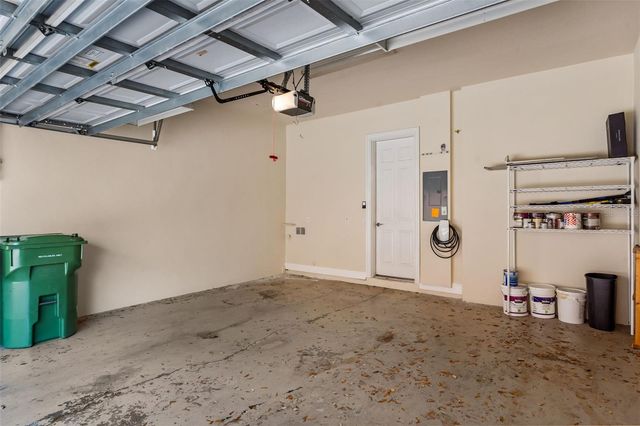 2419 VICTORIA GARDENS LANE, Tampa, FL 33609