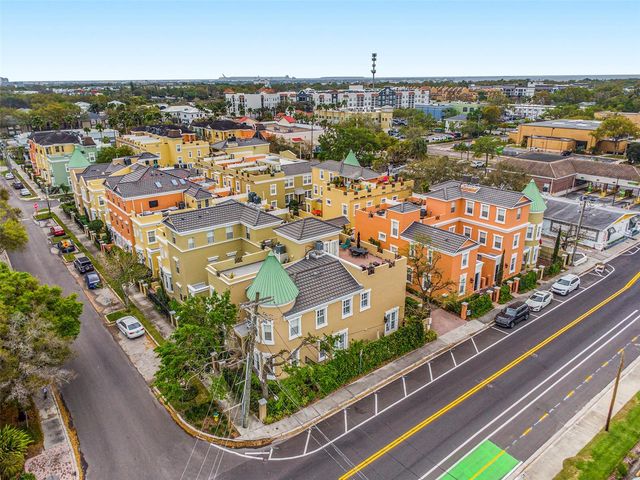 2419 VICTORIA GARDENS LANE, Tampa, FL 33609