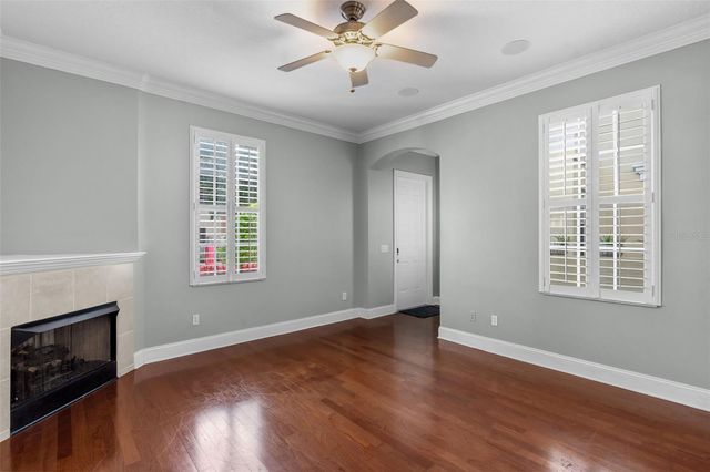 2419 VICTORIA GARDENS LANE, Tampa, FL 33609