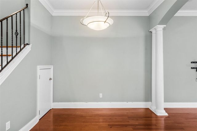 2419 VICTORIA GARDENS LANE, Tampa, FL 33609