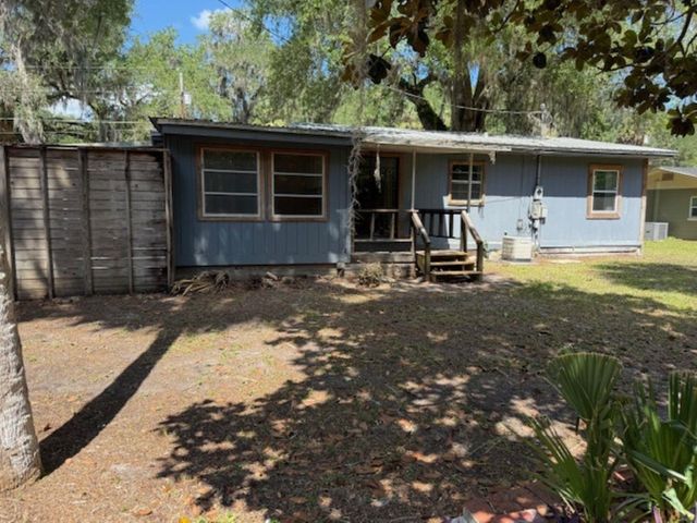 3189 CR 419, Lake Panasoffkee, FL 33538