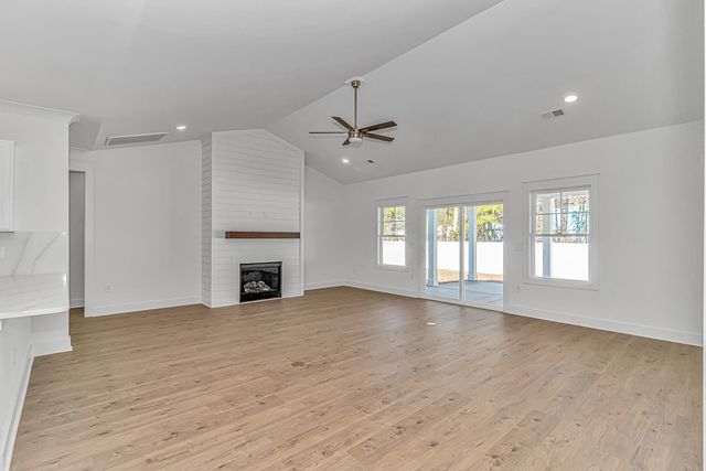 37 Love Ln., Pawleys Island, SC 29585