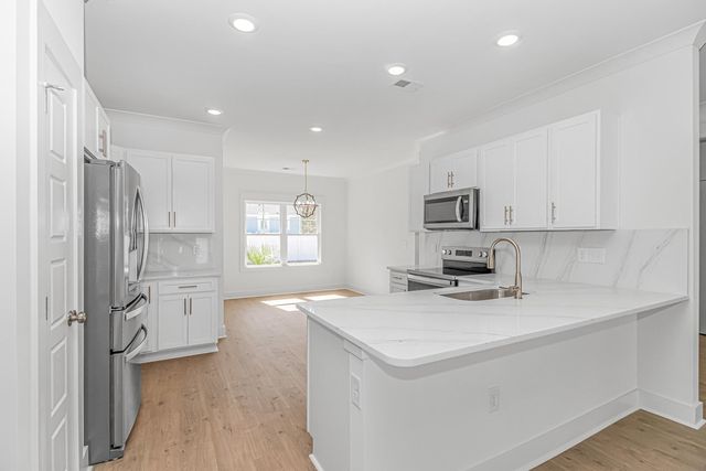 37 Love Ln., Pawleys Island, SC 29585