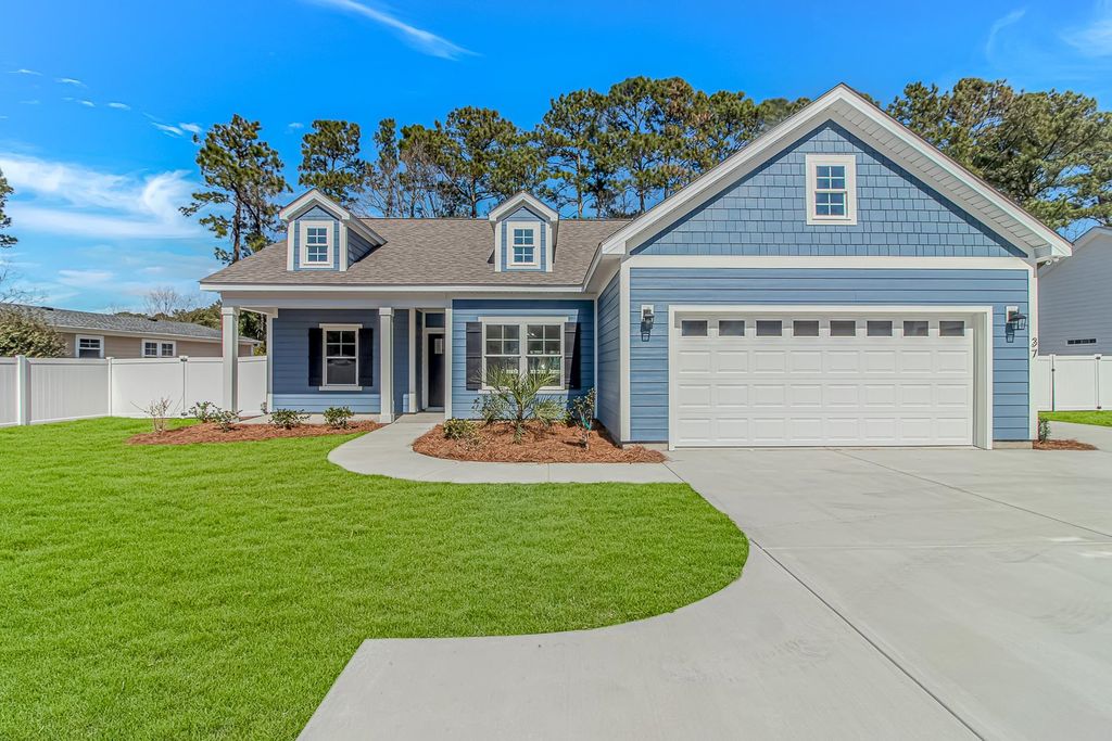 37 Love Ln., Pawleys Island, SC 29585