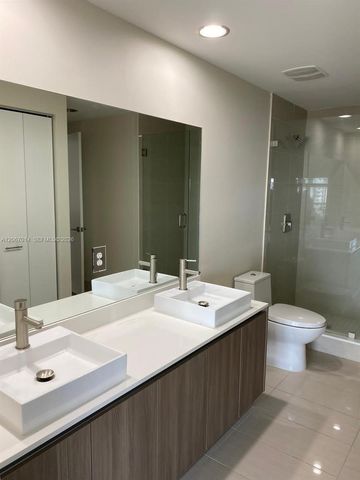 201 SW 17th Road 310, Miami, FL 33129